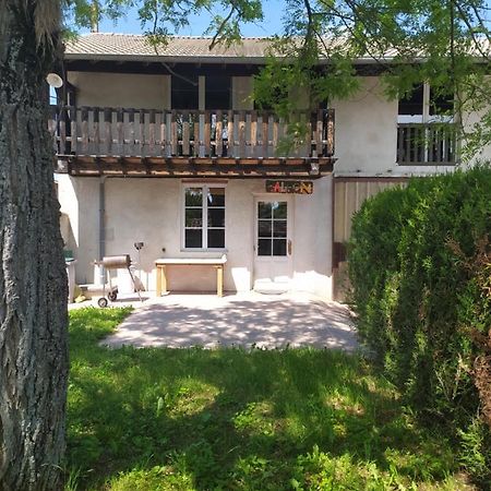Le Saloon Hotel Chazey-sur-Ain Bagian luar foto