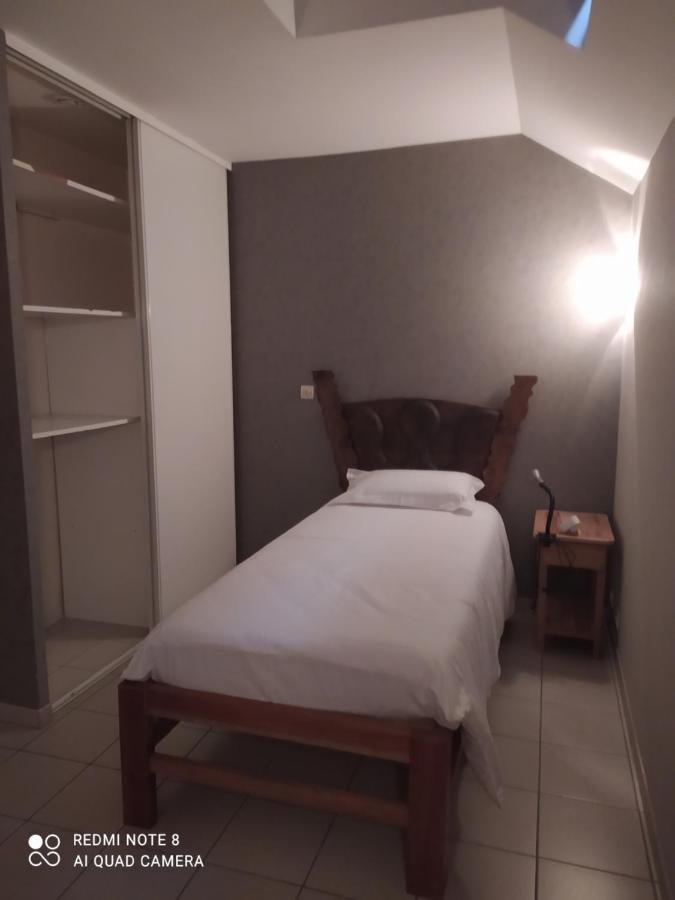 Le Saloon Hotel Chazey-sur-Ain Bagian luar foto